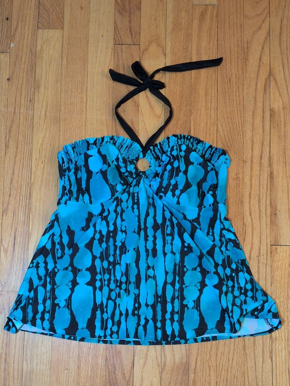 Liz Lange maternity Turquoise and Black Halter Swim top tankini with Ring Detail